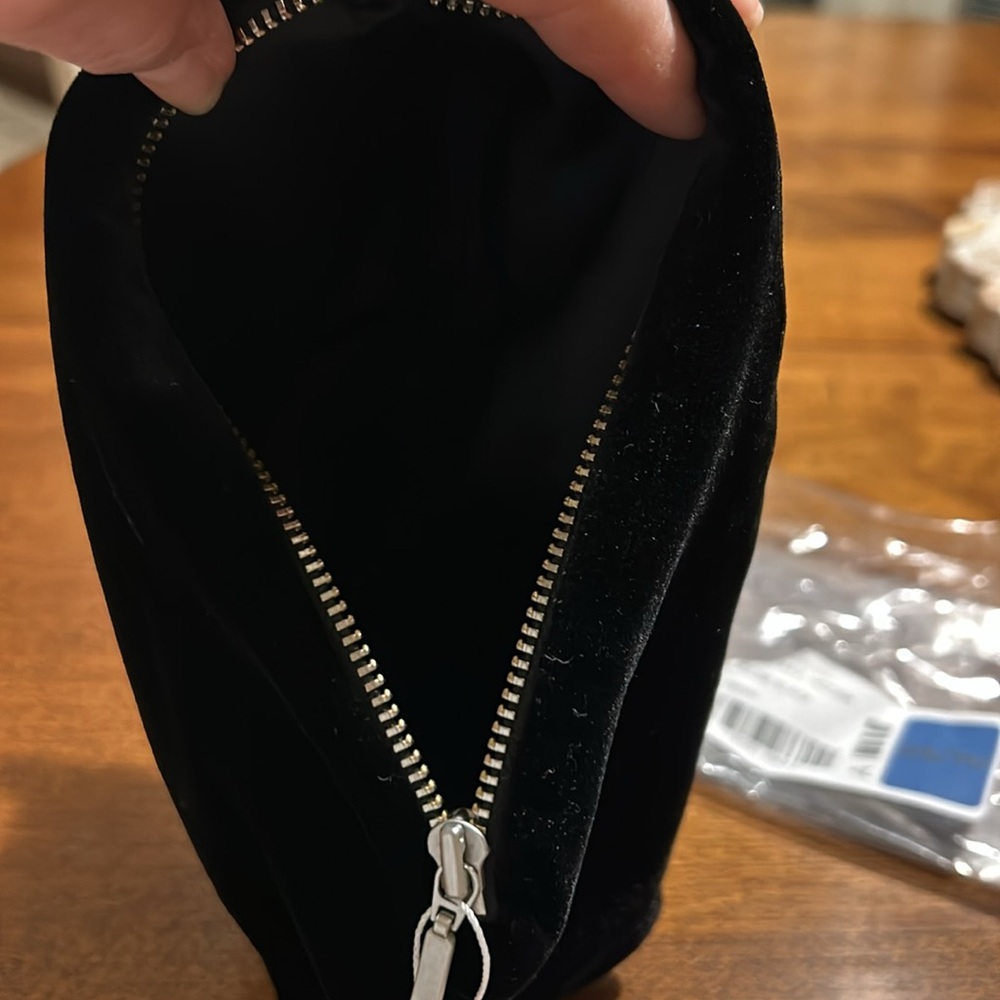Eileen Fisher Black Velvet pouch - Picture 3 of 3